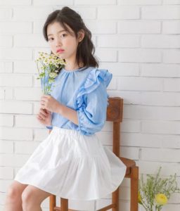 Váy voan hoa nhẹ nhàng