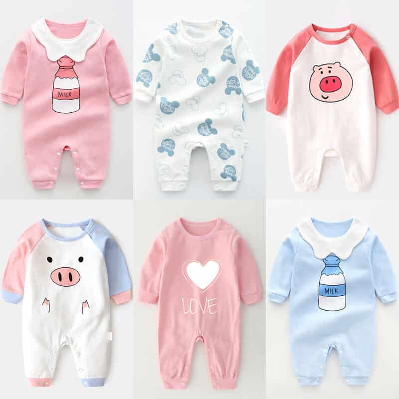 Quần áo cho trẻ sơ sinh 1 tháng tuổi cần mua những gì?