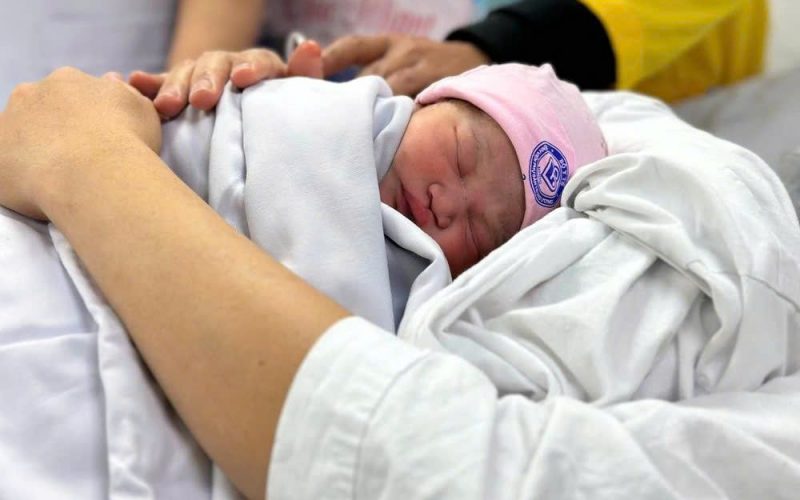 Các dưỡng chất quan trọng giúp tăng miễn dịch cho bé sinh mổ